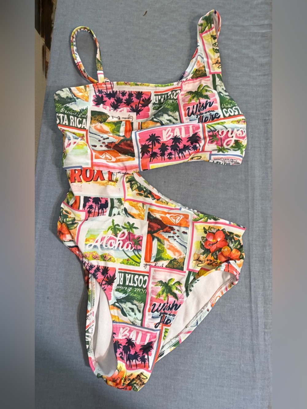 Roxy Girl-Fille White Floral Trim Swimwear one piece 12
